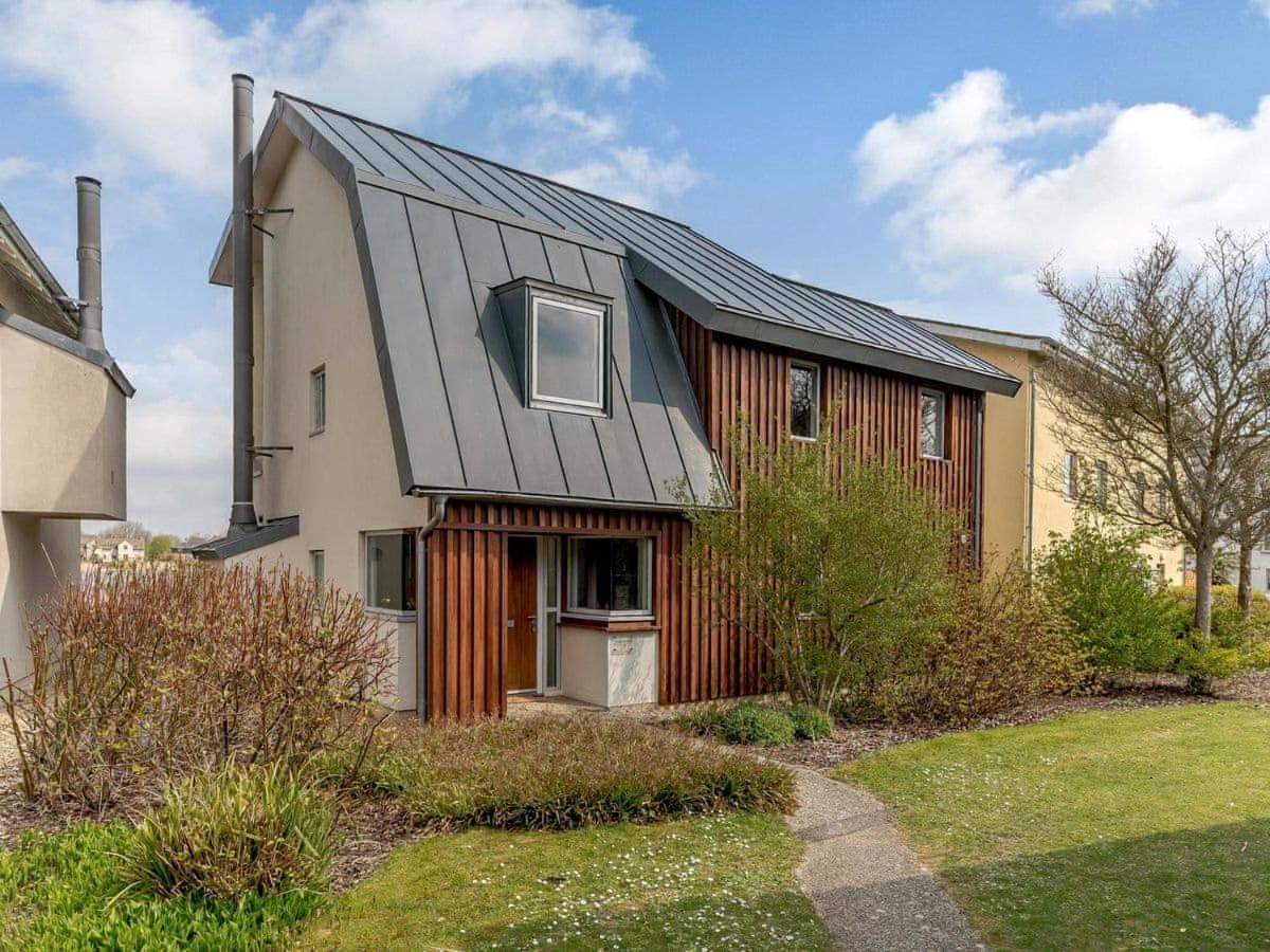 Cotswolds Lakehouse, With Hot Tub & Spa Access, Lower Mill Estate Somerford Keynes Eksteriør bilde